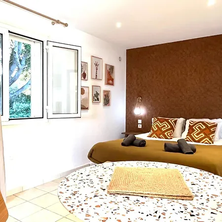 شقة فندقية Domaine De Licetto 2*