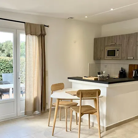 Domaine De Licetto 4*