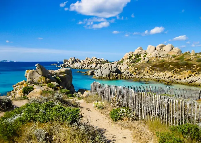 アパートホテル Domaine De Licetto 4*